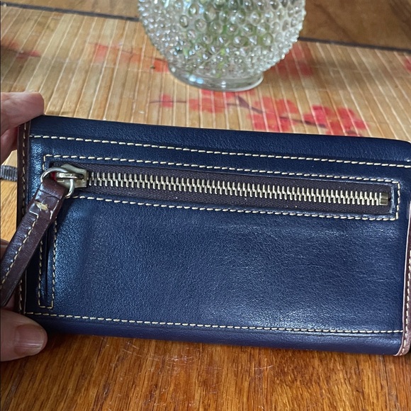 Dooney & Bourke Blue Leather Wallet - Picture 6 of 9